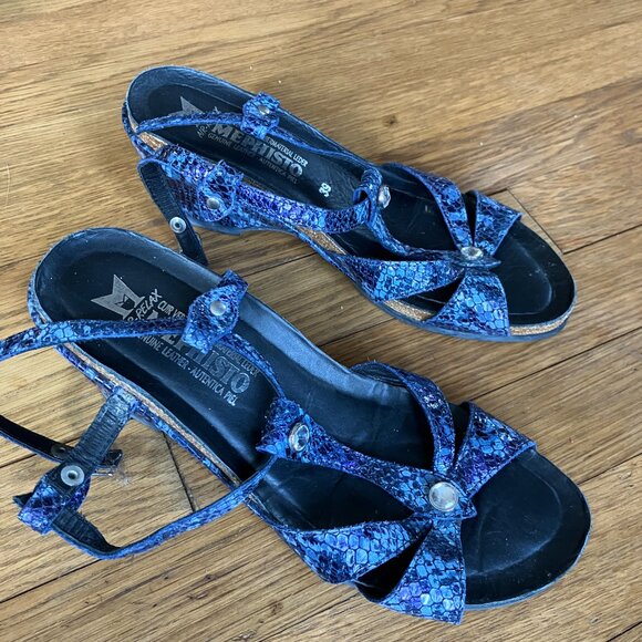 Mephisto Navy Snake Print Shiny Strappy Sandals Size 8 - Picture 3 of 4